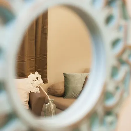 Apartment Roxana